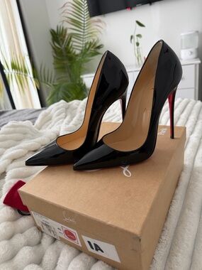 Christian Louboutin Brown Shoe Box with White Logoi